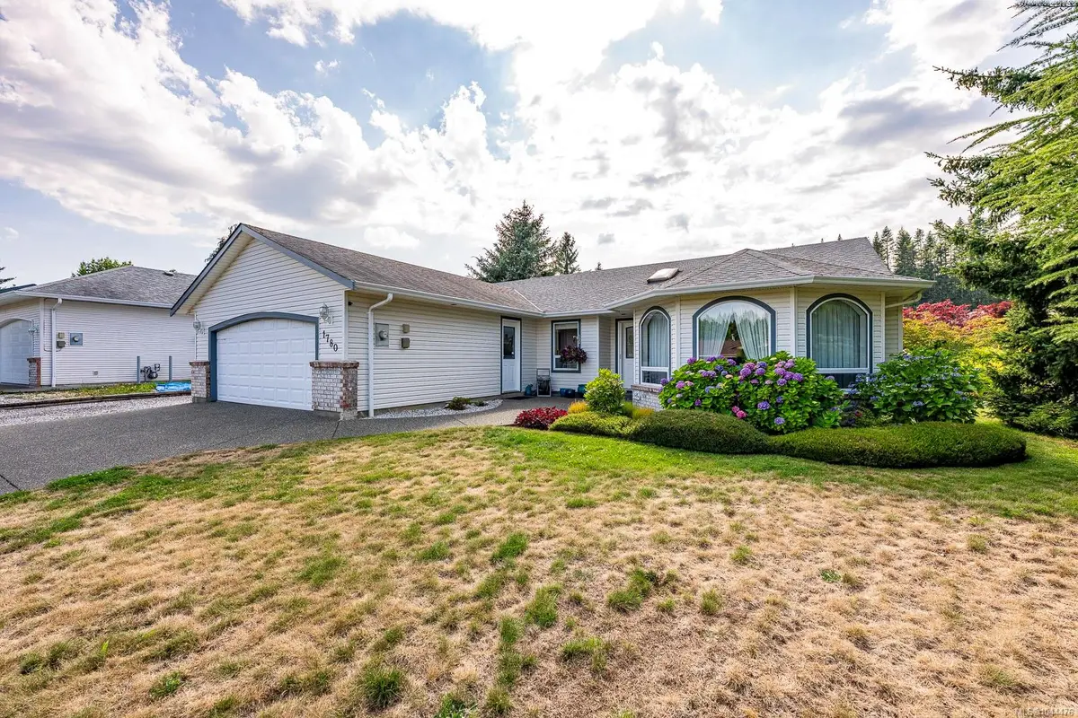 1780 Valley View Dr, Courtenay BC V9N 8S4