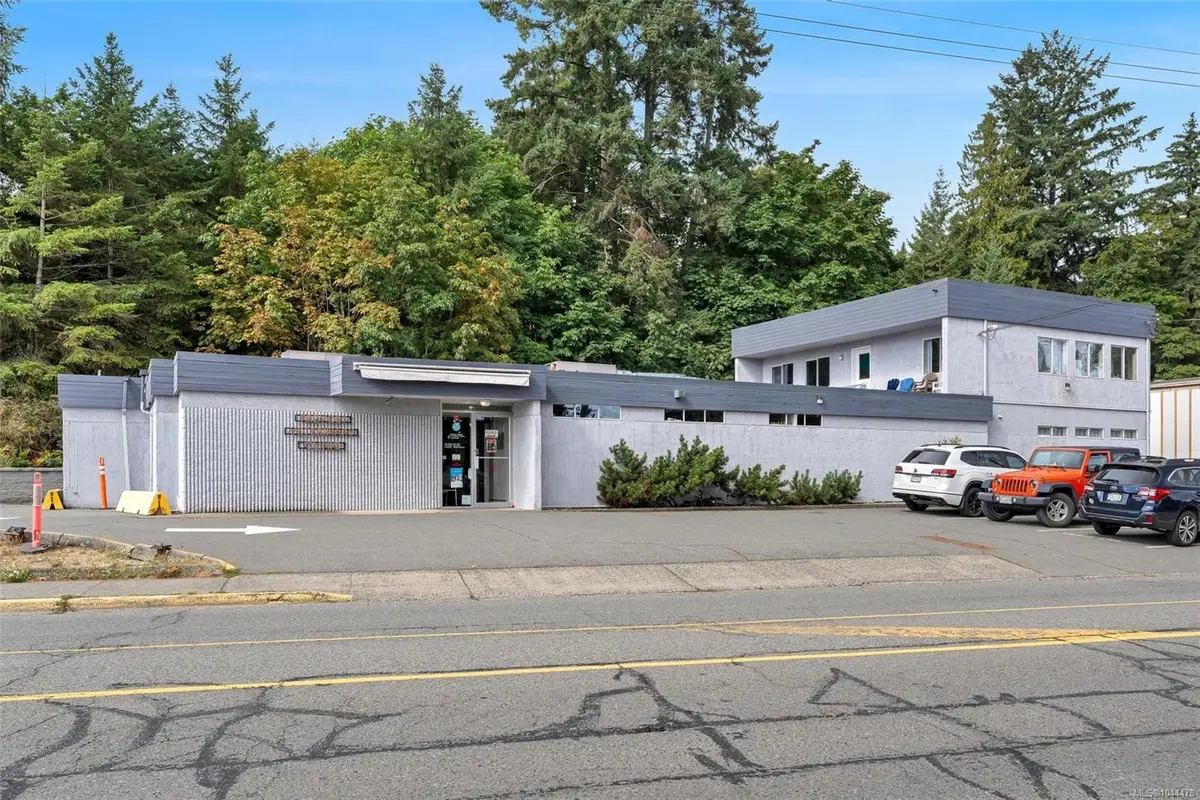 1057+1033 Canada Ave, Duncan BC V9L 1V2
