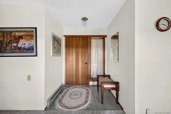 134 Quebec Lane, Salt Spring BC V8K 2L4 - 3 bed, 2.0 bath in Salt Spring
