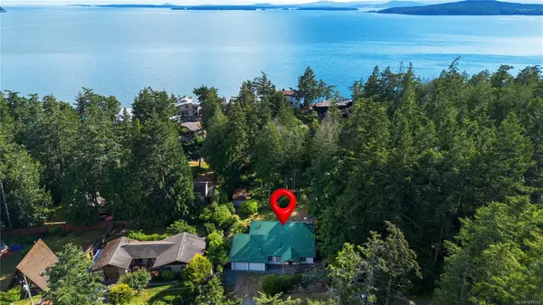 7905 Plumper Way, Pender Island BC V0N 2M2 - 2 bed, 2.0 bath in Pender Island