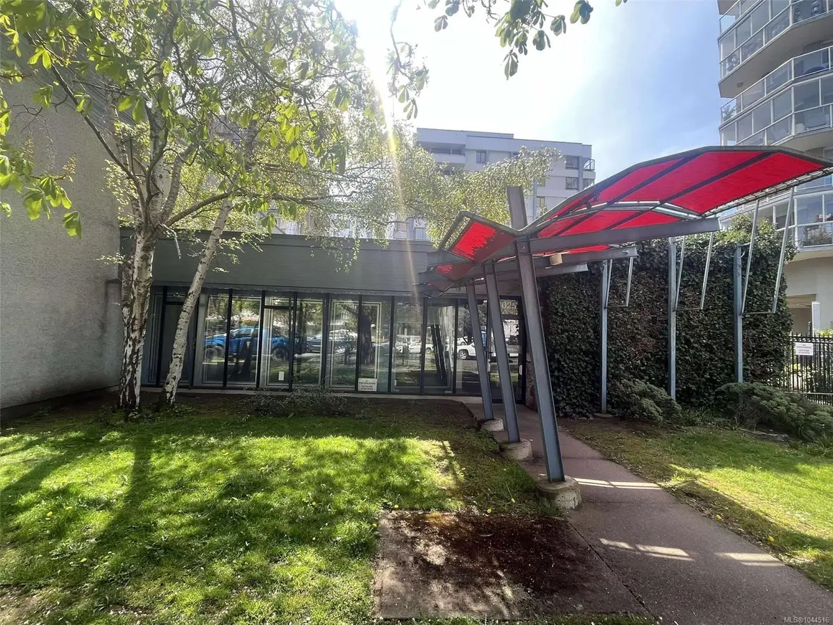 1025 Pandora Ave, Victoria BC V8V 3P6