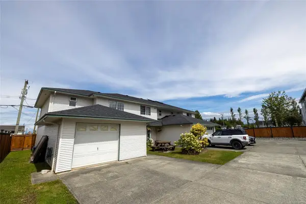 2553 Kingcome Pl #1, Port McNeill BC V0N 2R0 - 3 bed, 2 bath property for sale in Port McNeill