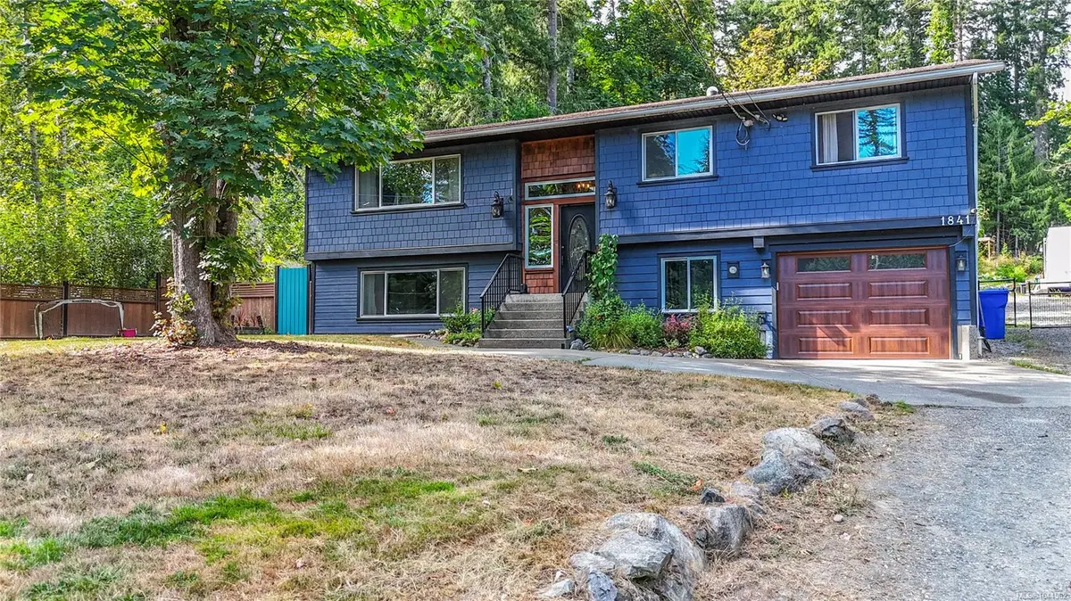 1841 Radway Rd, Shawnigan Lake BC V0R 2W2