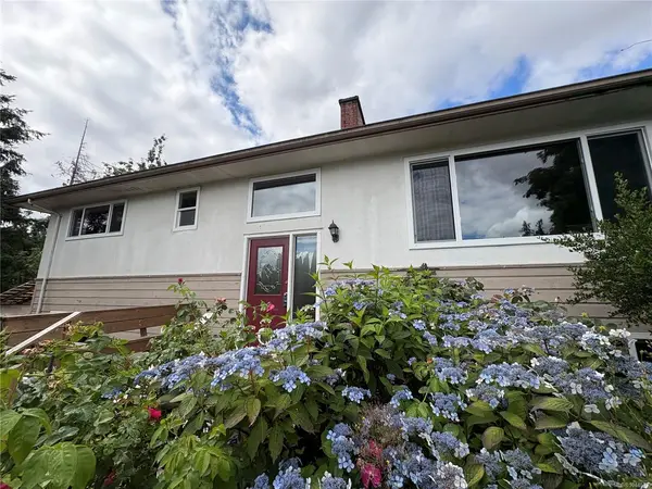 3030 Dogwood Rd, Duncan BC V9L 4T8 - 3 bed, 3.0 bath in Duncan