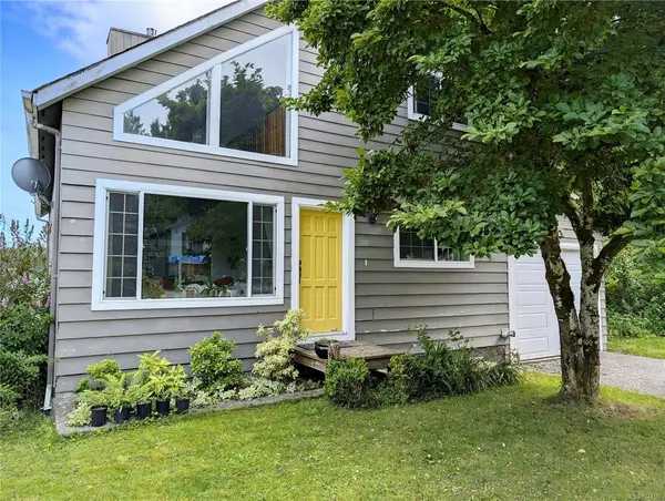 9513 Scott St, Port Hardy BC V0N 2P0 - 5 bed, 3.0 bath in Port Hardy