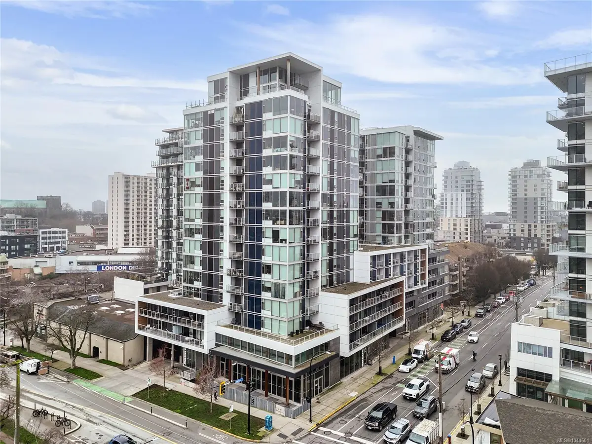 989 Johnson St #213, Victoria BC V8V 0E3