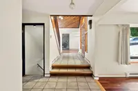 View 16