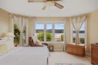 View 16