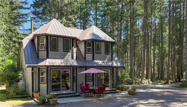 980 coats Dr, Gabriola Island BC V0R 1X3 - 2 bed, 2 bath property for sale in Gabriola Island