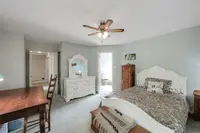 View 32