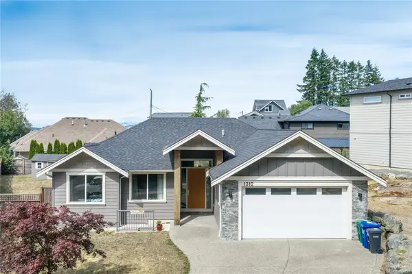 1312 Langara Dr, Nanaimo BC V9R 6A8 - 3 bed, 2.0 bath in Nanaimo