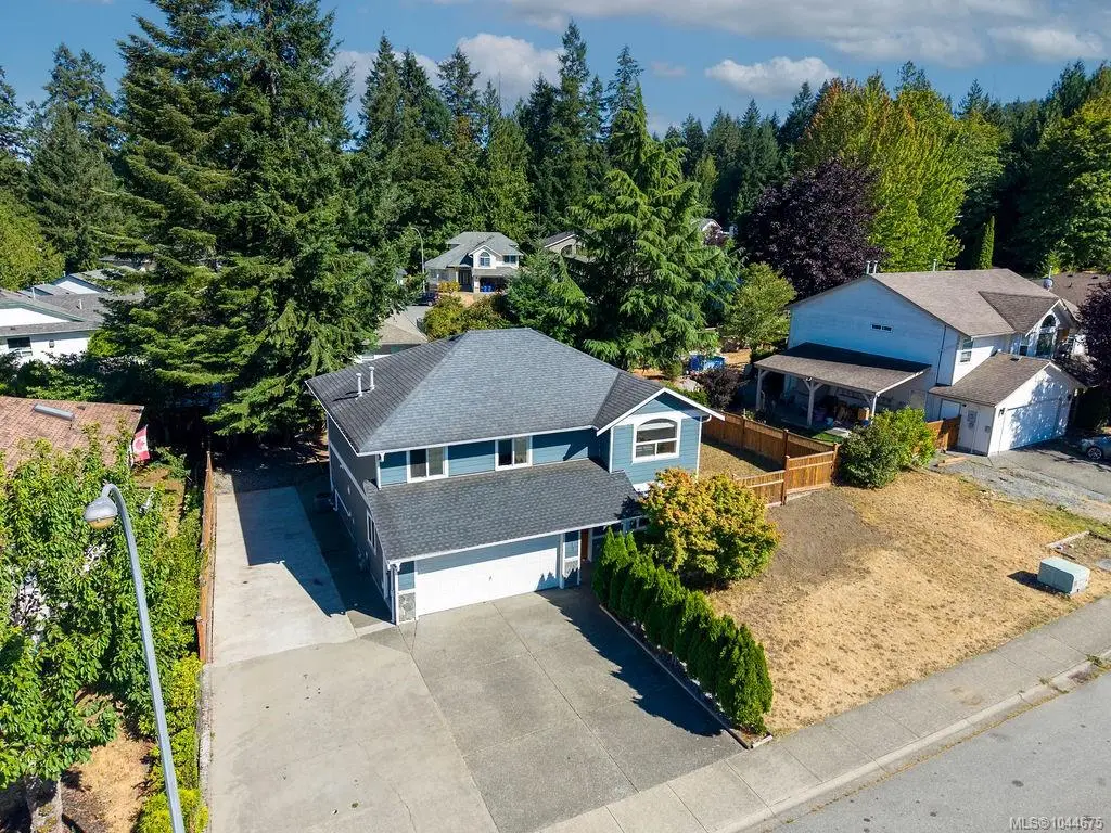 1217 McKinley Rd, Ladysmith BC V9G 1P9