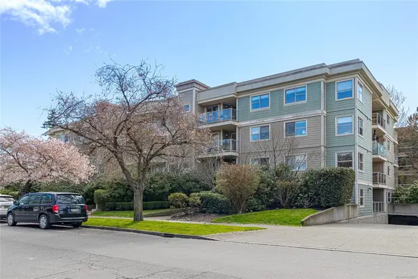 1025 Meares St #309, Victoria BC V8V 3J7 - 1 bed, 1.0 bath in Victoria