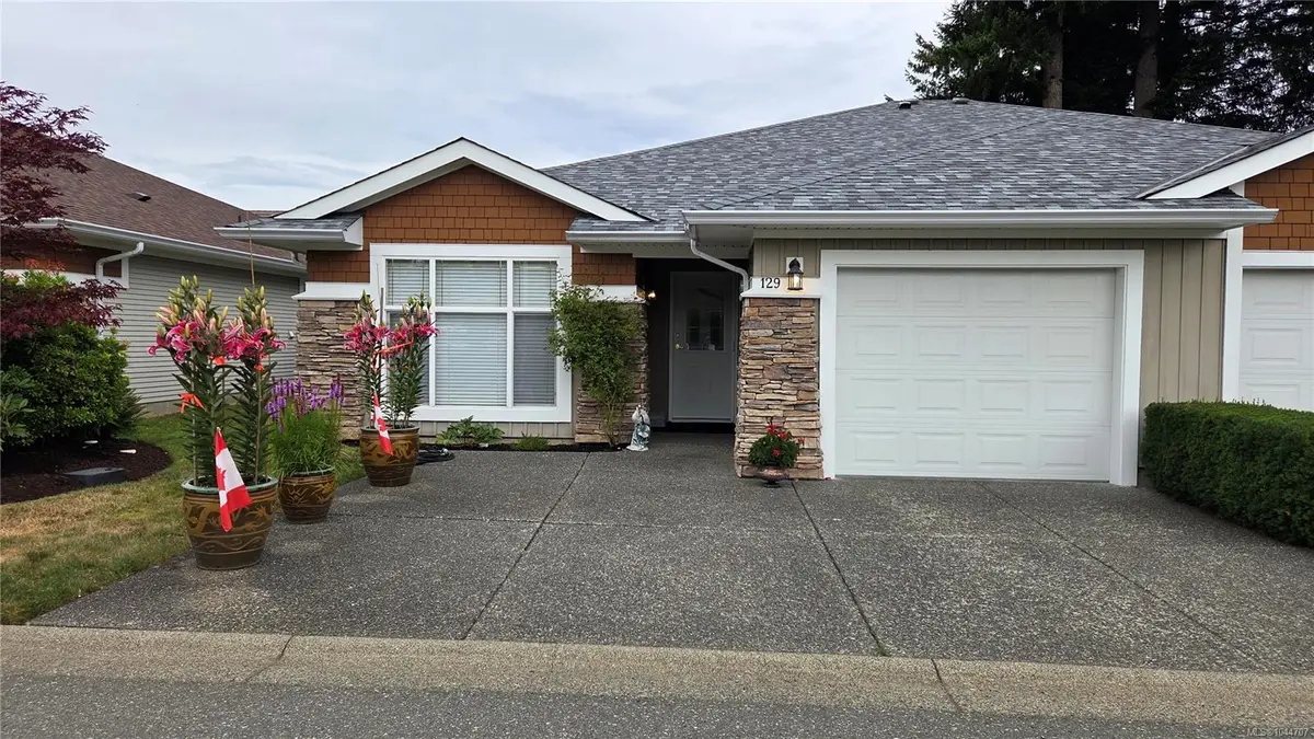 1919 St. Andrews Pl #129, Courtenay BC V9N 9J4