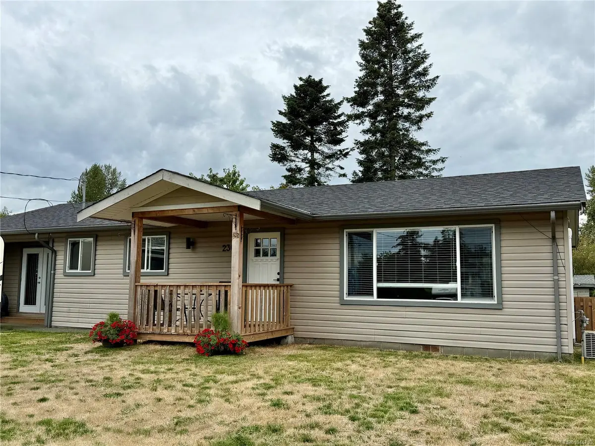230 Carolyn Rd, Campbell River BC V9W 5M6