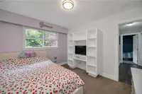 View 25