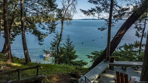 919 Salal Dr, Mudge Island BC A1A 1A1 - 1 bed, 1 bath property for sale in Mudge Island