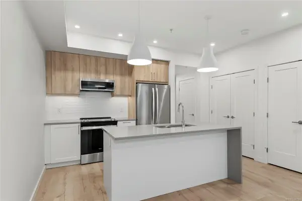536 Island Hwy S #505, Campbell River BC V9W 1A5 - 1 bed, 1 bath in Campbell River