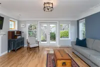 View 10