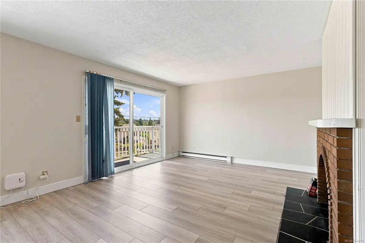 2940 Cedar Hill Rd, Victoria BC V8T 3H9