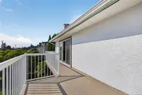 View 32