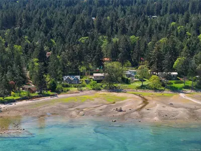 1607 North Beach Rd, Salt Spring BC V8K 1A8