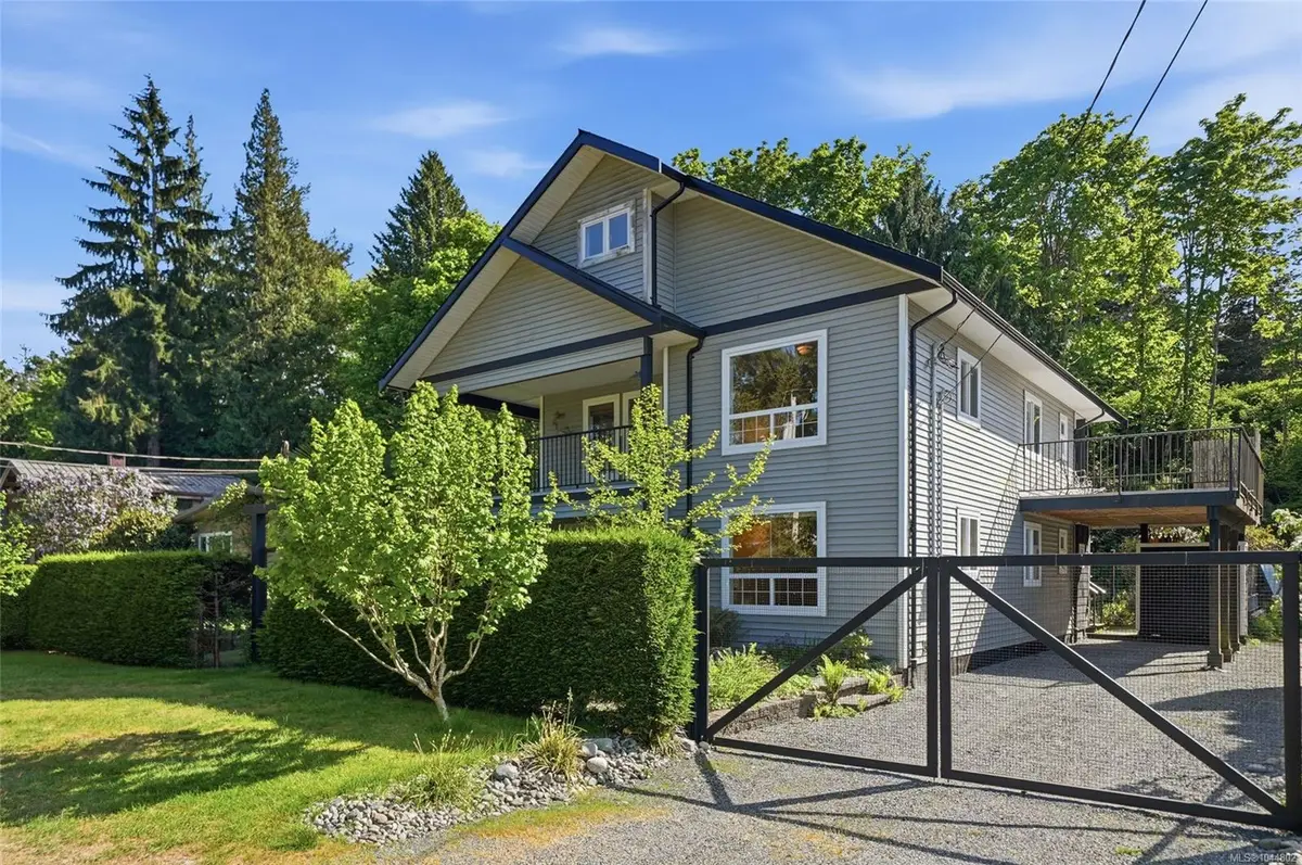 3970 Bovanis Rd, Bowser BC V0R 1G0