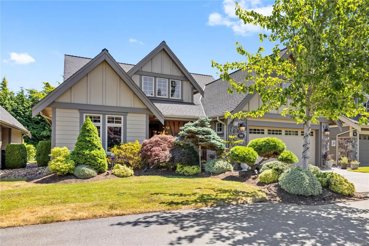 649 Eaglewood Crt, Qualicum Beach BC V9K 0A3
