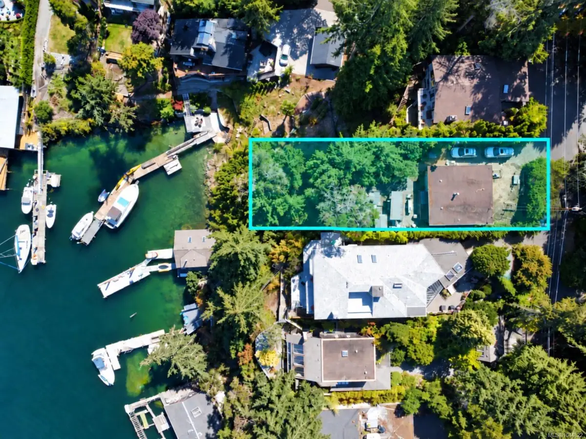 10959 TUAM Rd, North Saanich BC V8L 5P2