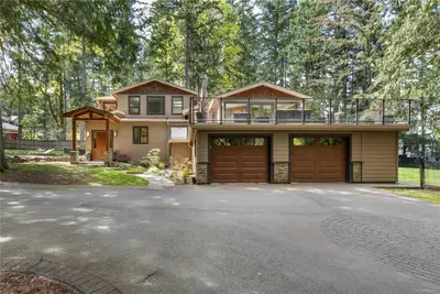 7817 SUPERIOR Rd, Lantzville BC V0R 2H0