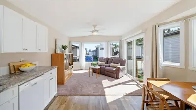 747 Old Place Rd #511, Central Saanich BC V8M 0C3