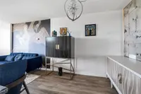 View 16