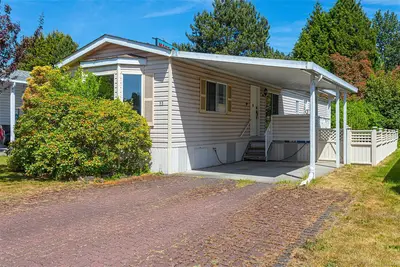 7583 Central Saanich Rd #23, Central Saanich BC V8M 2B6