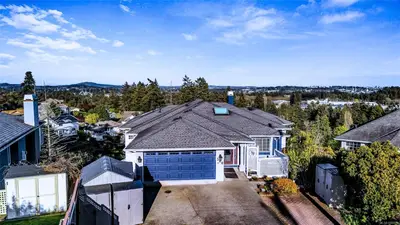 380 Crystalview Terr, Langford BC V9B 5S5