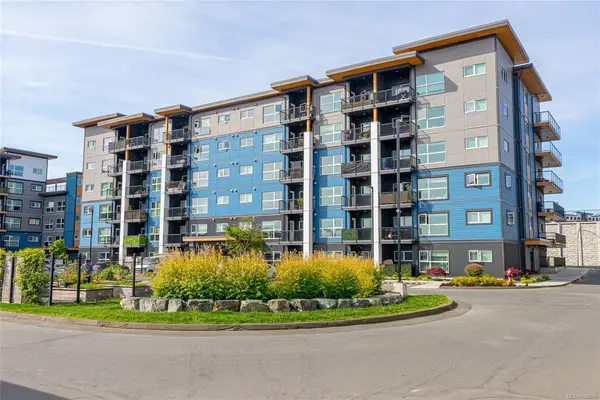 2465 Gateway Rd #301, Langford BC V9B 5X3 - 2 bed, 2.0 bath in Langford