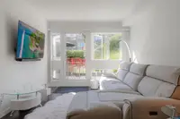 View 2