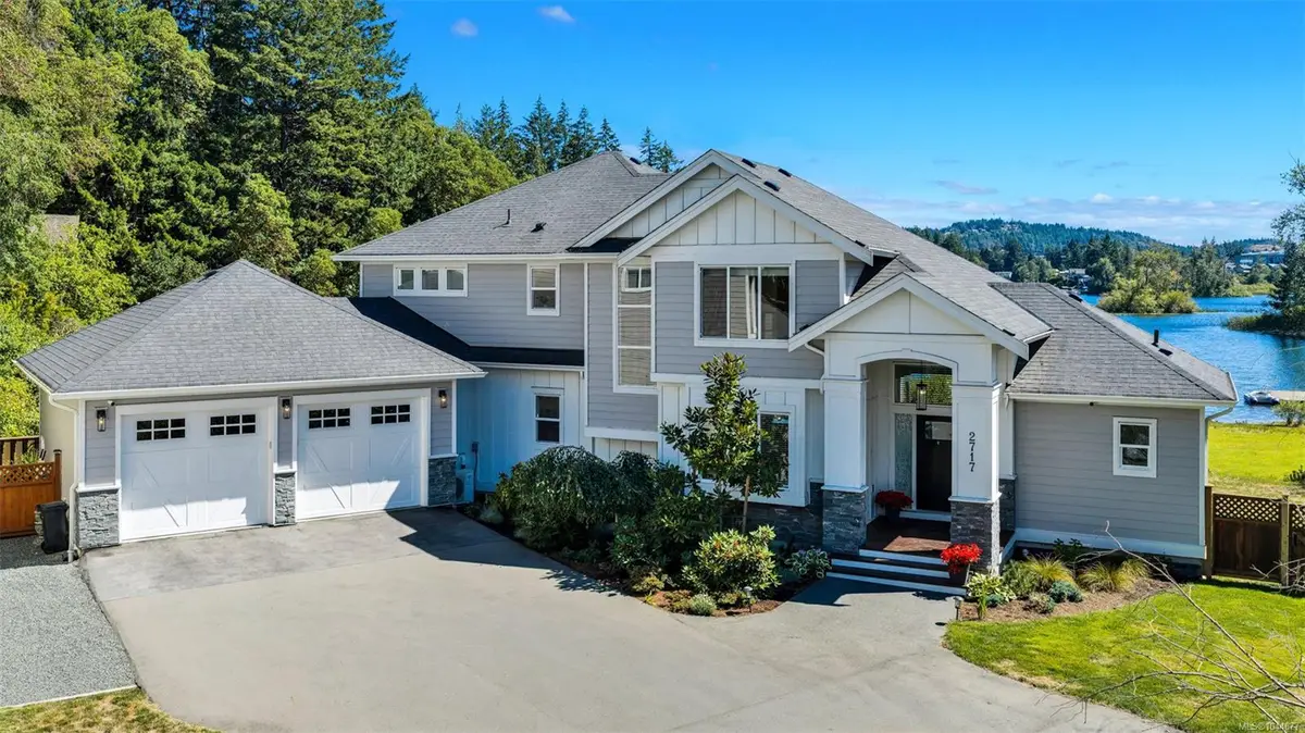 2717 Panda Pl, Langford BC V9B 2Y9