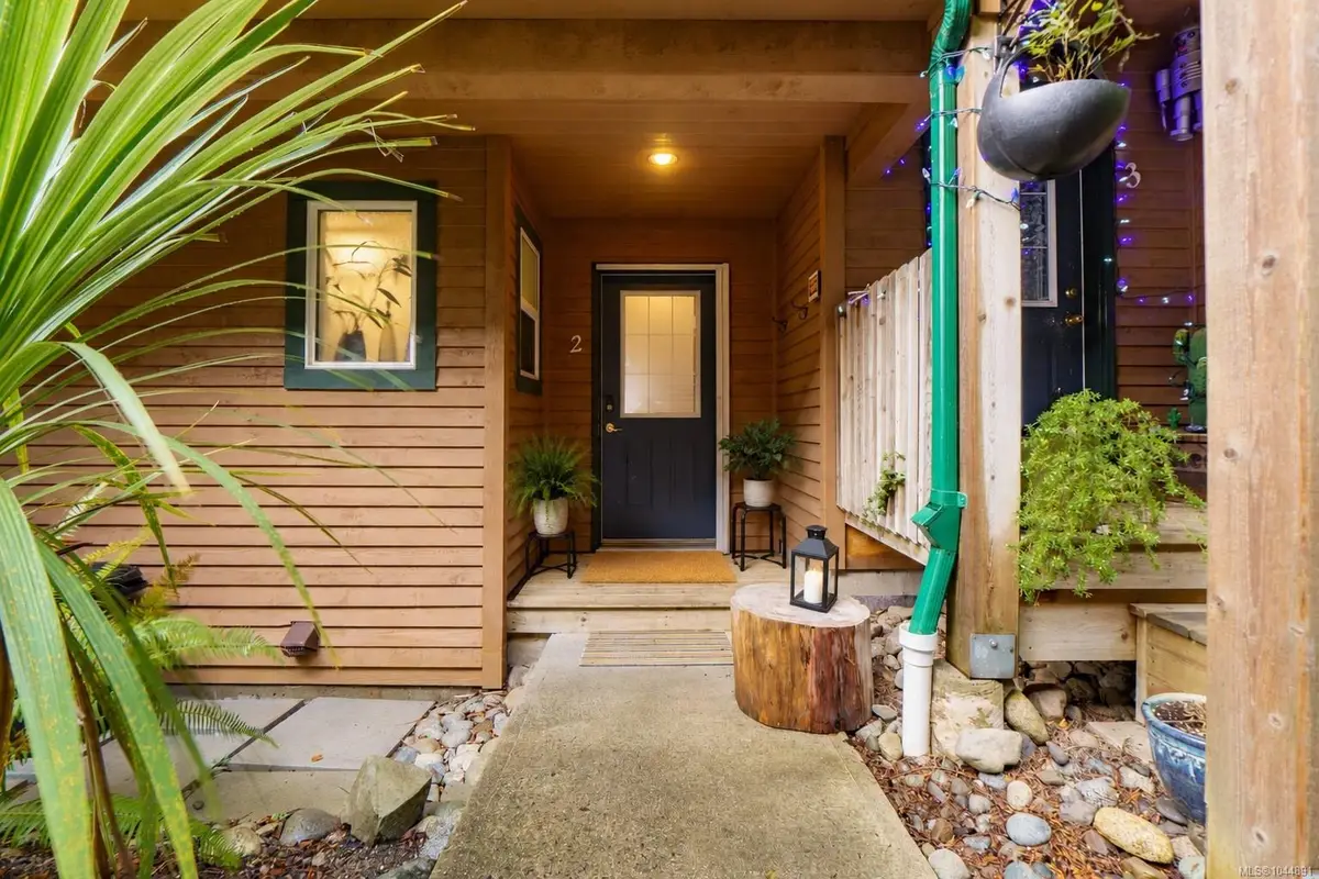 1553 Larch Rd #2, Ucluelet BC V0R 3A0