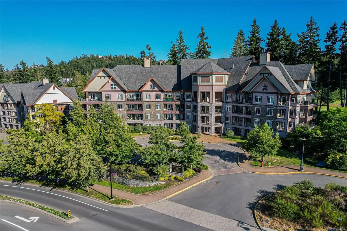 1395 Bear Mountain Pkwy #104, Langford BC V9B 0E1