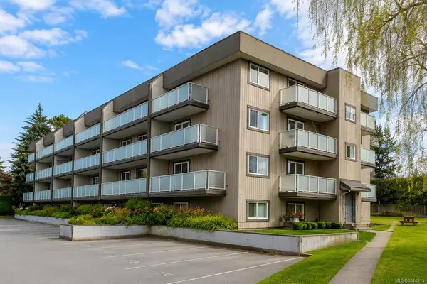 3240 Glasgow Ave #203, Saanich BC V8X 1M2 - 2 bed, 1.0 bath in Saanich