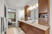 View 32