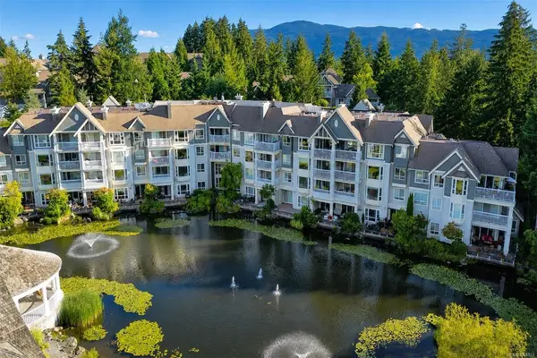 5650 Edgewater Lane #215, Nanaimo BC V9T 6K1 - 2 bed, 2 bath property for sale in Nanaimo