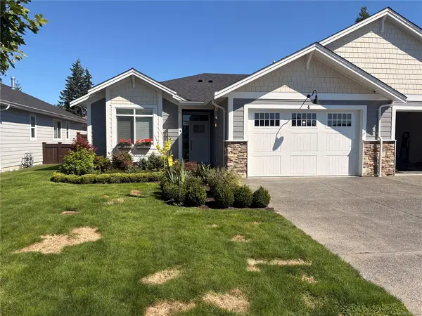 200 Nikola Rd #4, Campbell River BC V9W 6H9 - 3 bed, 2 bath property for sale in Campbell River