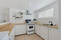 View 32