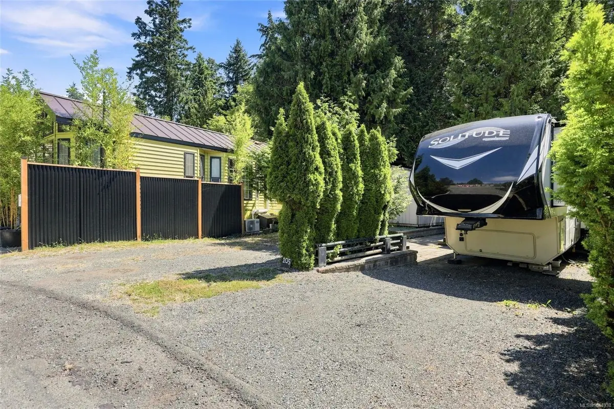 2106 Buttle Lake Way, Nanaimo BC V9R 6X7