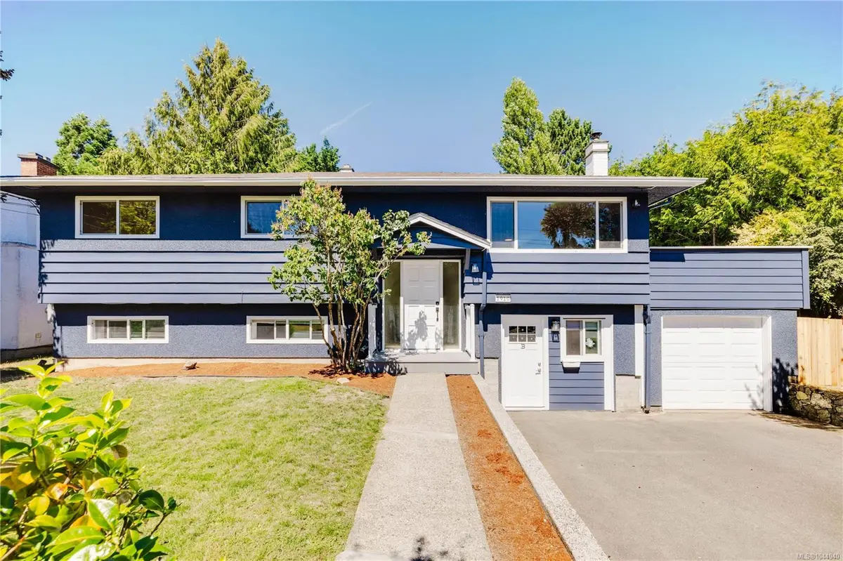 1910 San Rafael Cres, Saanich BC V8N 2H5