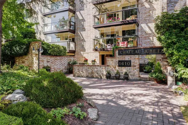1610 Jubilee Ave #307, Victoria BC V8R 6P3 - 1 bed, 1.0 bath in Victoria