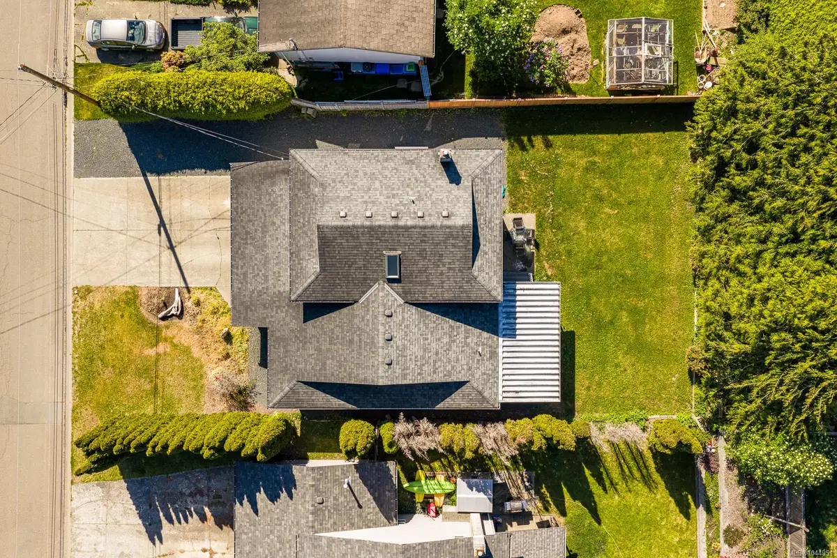 1732 Penfield Rd, Campbell River BC V9W 7R4
