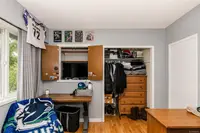 View 16
