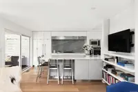 View 16